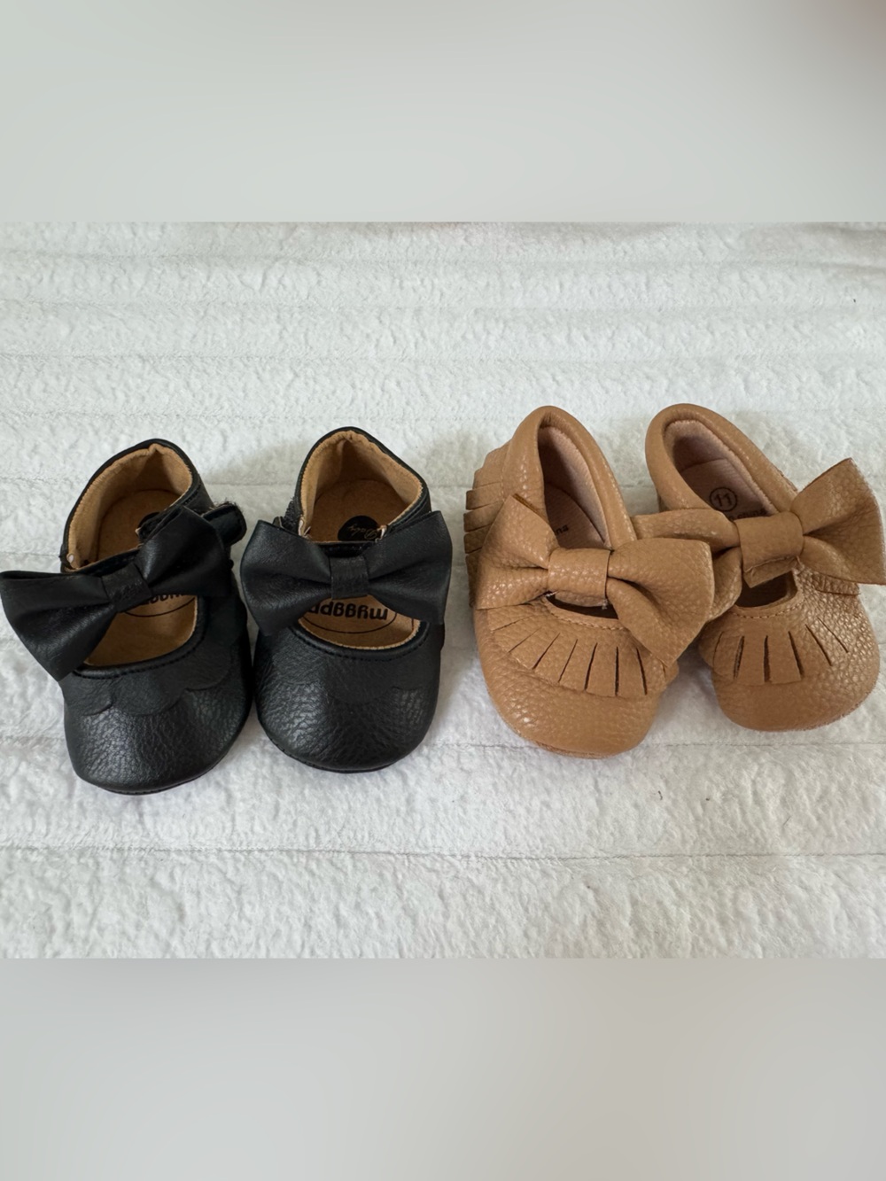 Bundle of 2 baby girl Bow Mary Jane moccasin Shoes in Black and Tan